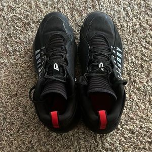 Damian lillard opponent advisory basketball shoes
